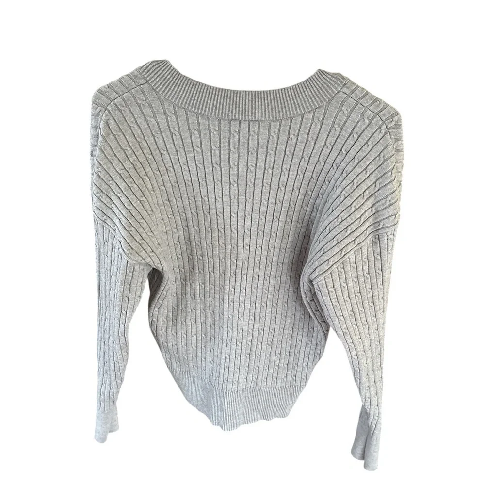 Anne Klein V-Neck Sweater-Size S-Gray - Picture 5 of 5